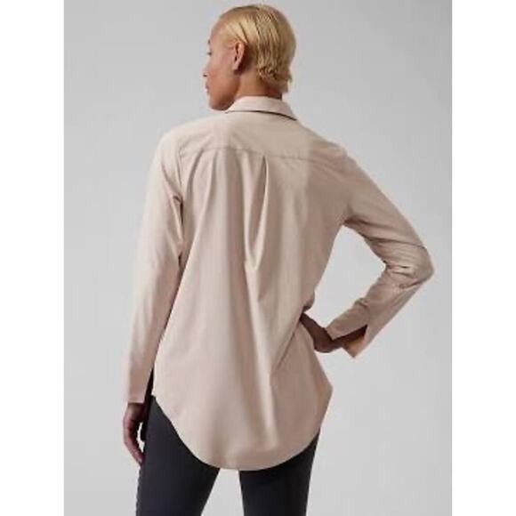 Athleta Urbanite Beige Long Sleeve Button Down Stretch Breathable Womens L - Picture 3 of 11